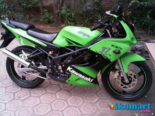 Jual NINJA  150 RR  HIJAU SE THN 2011  MULUS LIKE NEW Motor