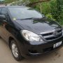 Dijua Toyota Kijang Innova 2.0E Manual 2004