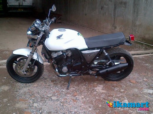 CB 400 SF спицованные колеса