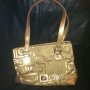 FB104 Gold Liz Claiborne Handbag With Lots Of Pockets