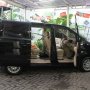 Jual nissan serena 2009 hitam like new 98%