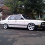 Jual BMW 520i e28 putih krenyesss nyess