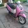 Jual honda scoopy th 2011 pink putih DKI