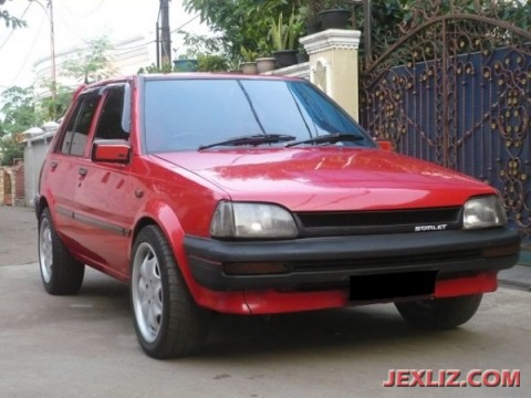 Toyota STARLET SE 1300 - Mobil