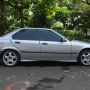 Dijual BMW 318i m43 1997 silver metalik