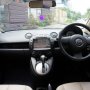 Jual Mazda 2 Sedan Putih 2011 + TV + GPS ( Mobil Simpanan )