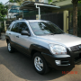 Jual Kia sportage ii suv 2005 silver metalik tgn 1 dari baru