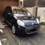 Jual NISSAN MARCH 2011 MT Hitam Original Bandung