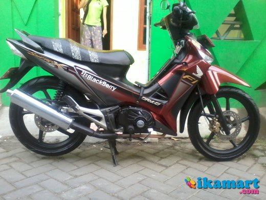 JUAL SUPRA X 125 CW PGM-FI INJECTION 2010 - Motor