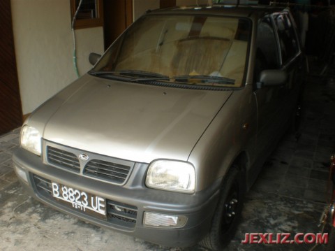 Daihatsu Ceria KL 2001 - Mobil