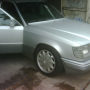 Jual MERCEDES E220 1994 orisinil