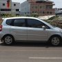 Jual HONDA JAZZ AT 2005 SILVER MULUS