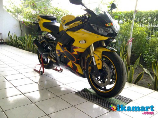 Yamaha r6 2005 Rossi