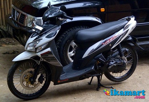 Jual honda vario putih tahun 2008 B DKI Motor