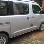 Jual Daihatsu Luxio M Silver 2011 (bln 10) Over Kredit