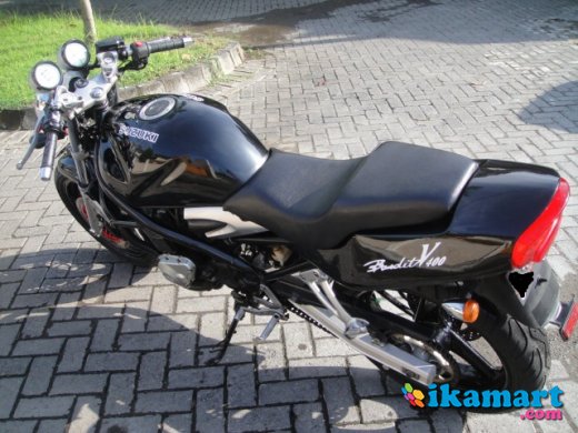  Jual  Moge Suzuki  Bandit  VC 400  cc 1999 black siap pakai 