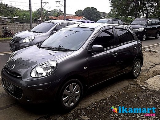 Nissan March XS 2011 Matic Grey Met - Mobil