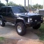 JUAL BLACK JEEP CHEROKEE FULL OPTION