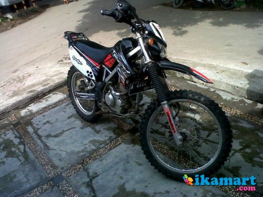 Jual Kawasaki KLX 150 tahun 2010 bulan 3 - Motor