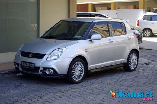 WTS Suzuki Swift GT3 2010 M T Jual Cepet - Mobil