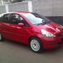 Jual Honda Jazz 2004 at merah kinclong, std, terawat.rally style.pjk pjg