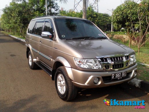 Jual Isuzu Panther Grand Touring 2010 M T - Mobil