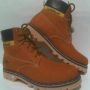 sepatu caterpillar boot