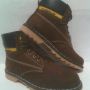 sepatu caterpillar boot