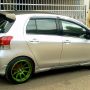 toyota yaris e matic silver 10/11 mulus