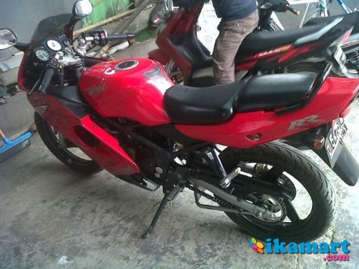  JUAL  KAWASAKI NINJA  RR  150cc 2010 orsinilan SECOND 