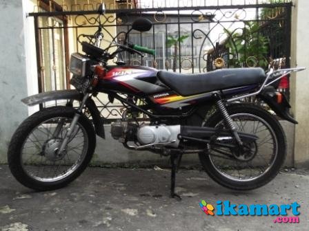 Jual honda  win  2003 bandung  Motor 