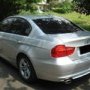 Jual BMW 320i E90 2010 Executive Silver on Black