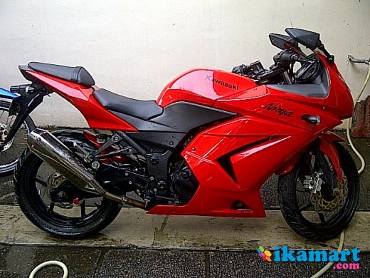  JUAL  MOTOR  KAWASAKI NINJA  2010 250CC Motor 