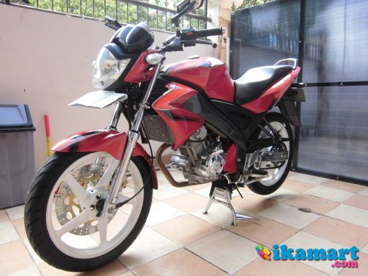 JUAL YAMAHA VIXION  2011 MODIF  AIRBRUSH  MANTAF Motor