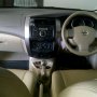 Jual Nissan Grand Livina 1.5 XV 2010/2011 M/T Silver Mulus