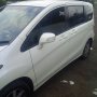 HONDA FREED 1.5 E PSD TH 2010 AT PUTIH MULUS