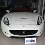 Jual Ferrari California White On Red 2011