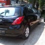 Jual Nissan latio 2009 AT an sendiri dari baru istimewa