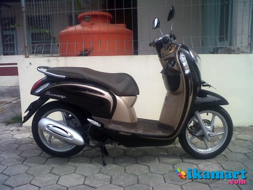 Jual Scoopy  FI biru  hitam Plat D Motor 