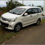 Jual over kredit toyota Avanza Veloz 2012