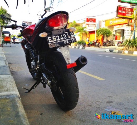 Jual vixion 2010 warna merah modif street fighter  motor bekas yamaha