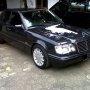 Jual Mercy E220 mp 1996 m/t black shapire (sertifikat)