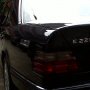 Jual Mercy E220 mp 1996 m/t black shapire (sertifikat)