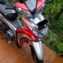 Jual Over Kredit Honda Blade juni 2012 warna Merah Silver