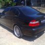 BMW 318i Hitam Tahun 2004 Matic Interior Mewah dan Gagah Solo