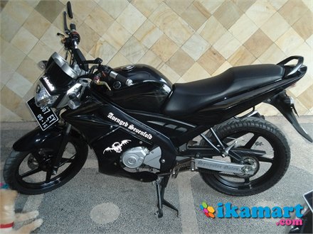 Jual Vixion 2011 Black Motor