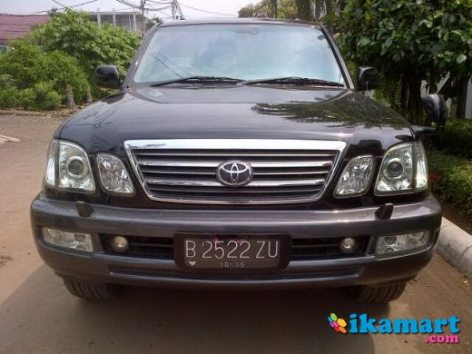 Jual Toyota Land  Cruiser  Cygnus V8 At 2005 Hitam Simpanan 