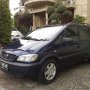 Chevrolet Zafira CD M/T 3 Baris, 7 Seater Biru