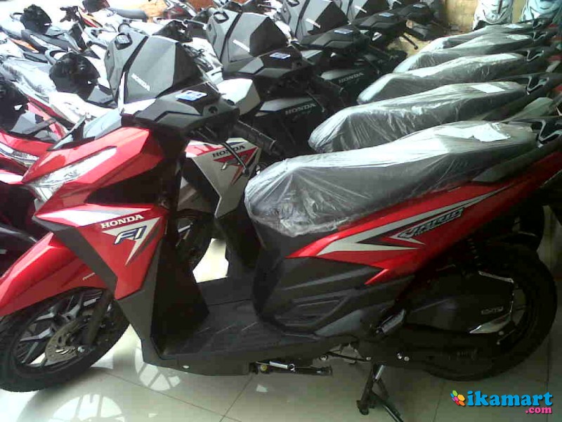 Honda vario 125 esp cbs iss ( promo kredit )  motor