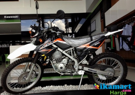 Kawasaki KLX  150 L Promo Kredit  Motor  Baru  